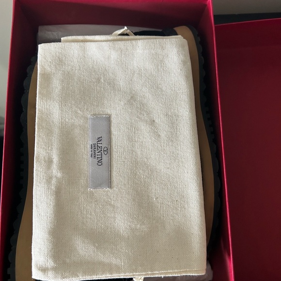 Valentino women’s Sneakers, size 8, 38 Euro. Bought from Holt Renfrew years ago. - Picture 7 of 7